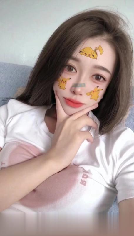 大东后门女孩