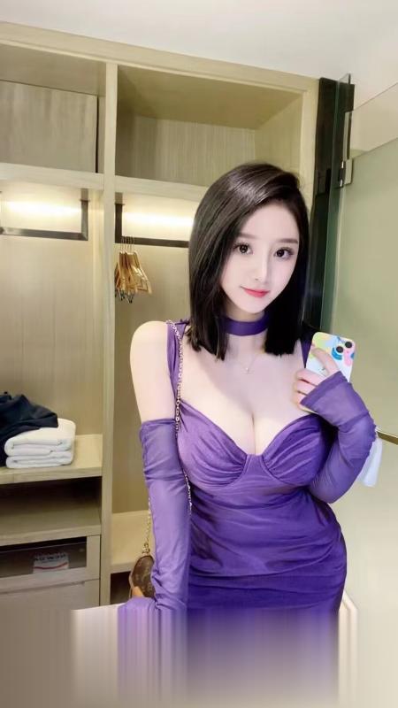 短发兼职嫩妹子珂珂
